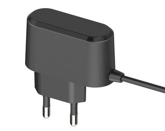 Beli Putih / Hitam Adaptor Perjalanan Universal 5 V 1A 5 V 2.1A Untuk Charhing Cepat online manufacture